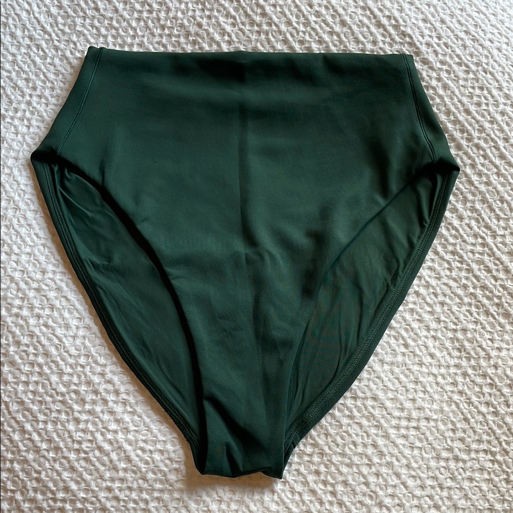Left on Friday Hi Hi Swim Bottoms Medium